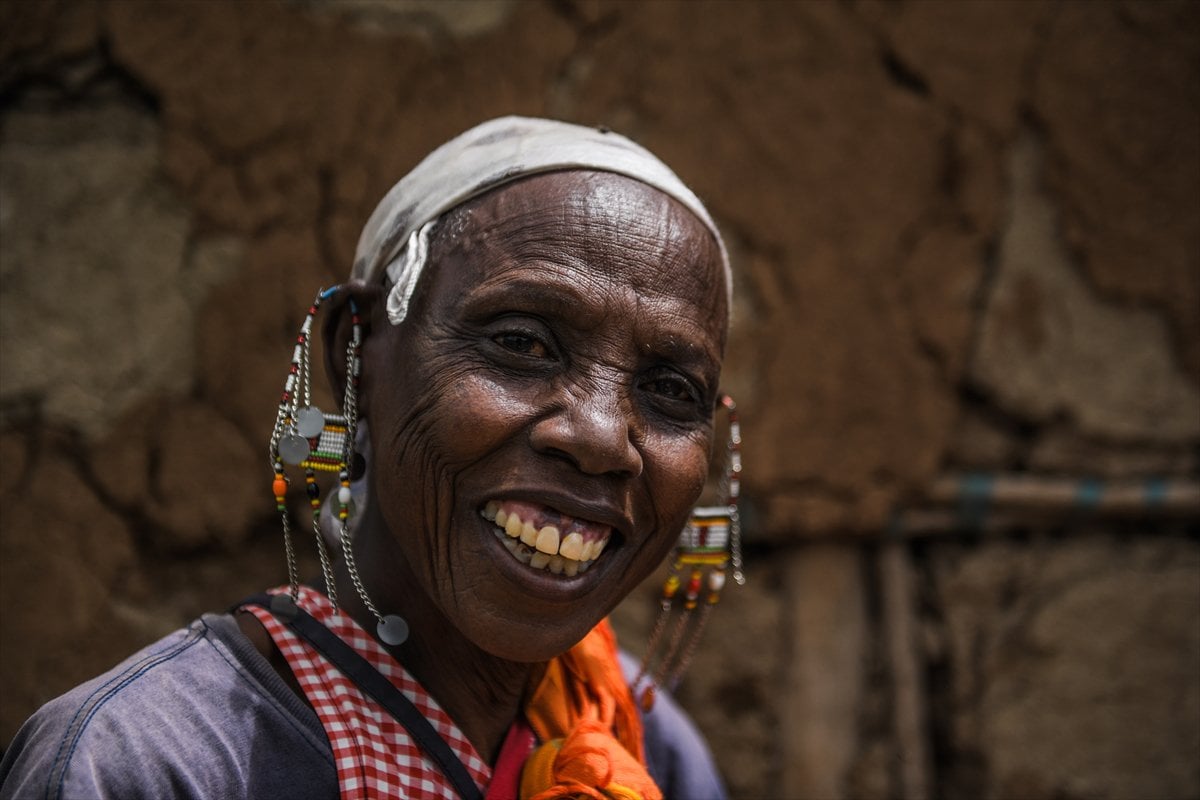 Kenya’da Masai kabilesinin vahşi doğayla uyumlu yaşamı