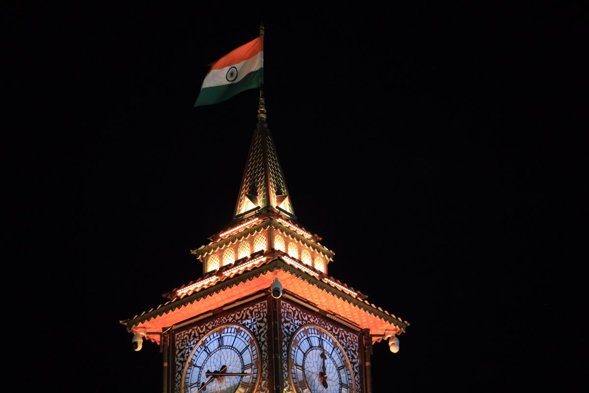 Ateşkes sonrası Azad Keşmir’de hayat yeniden canlanıyor