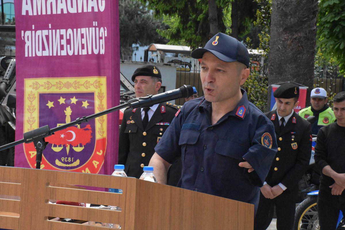 Engelliler bir günlüğüne askerlik sevinci yaşadı