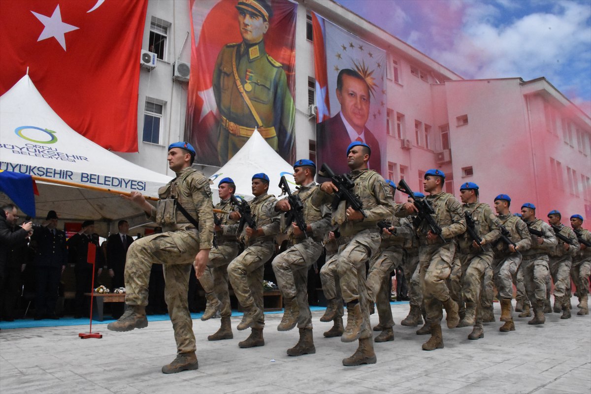 Engelliler bir günlüğüne askerlik sevinci yaşadı