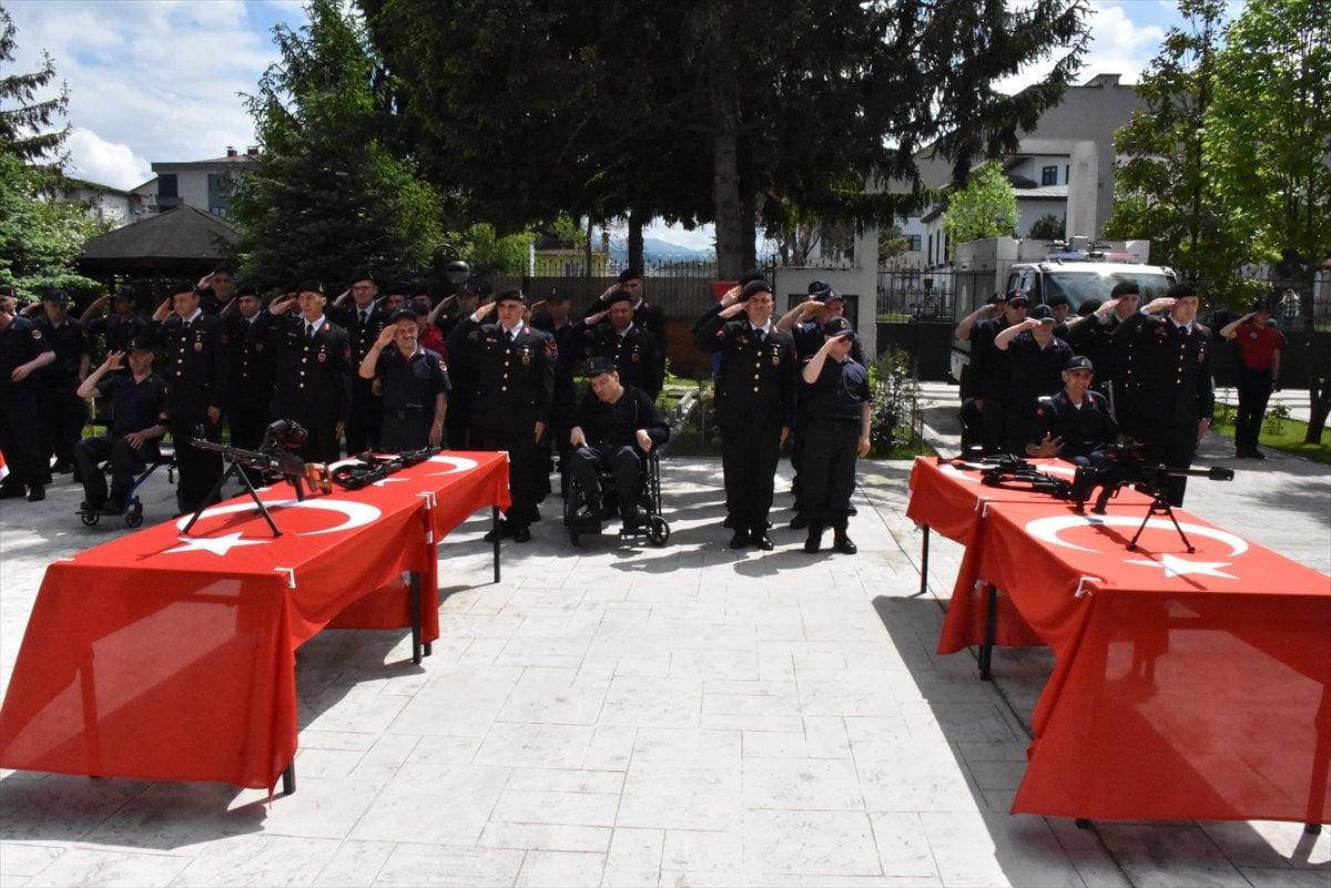 Engelliler bir günlüğüne askerlik sevinci yaşadı