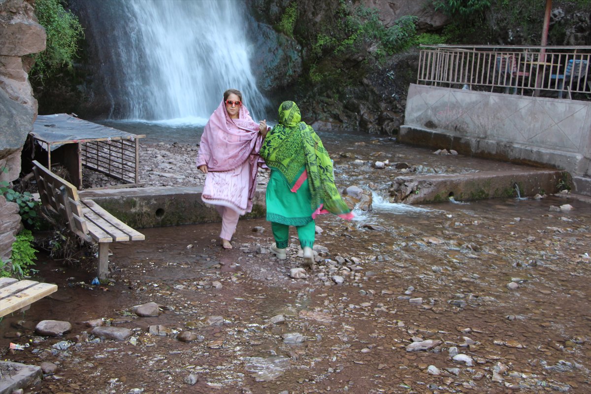 Ateşkes sonrası Azad Keşmir’de hayat yeniden canlanıyor