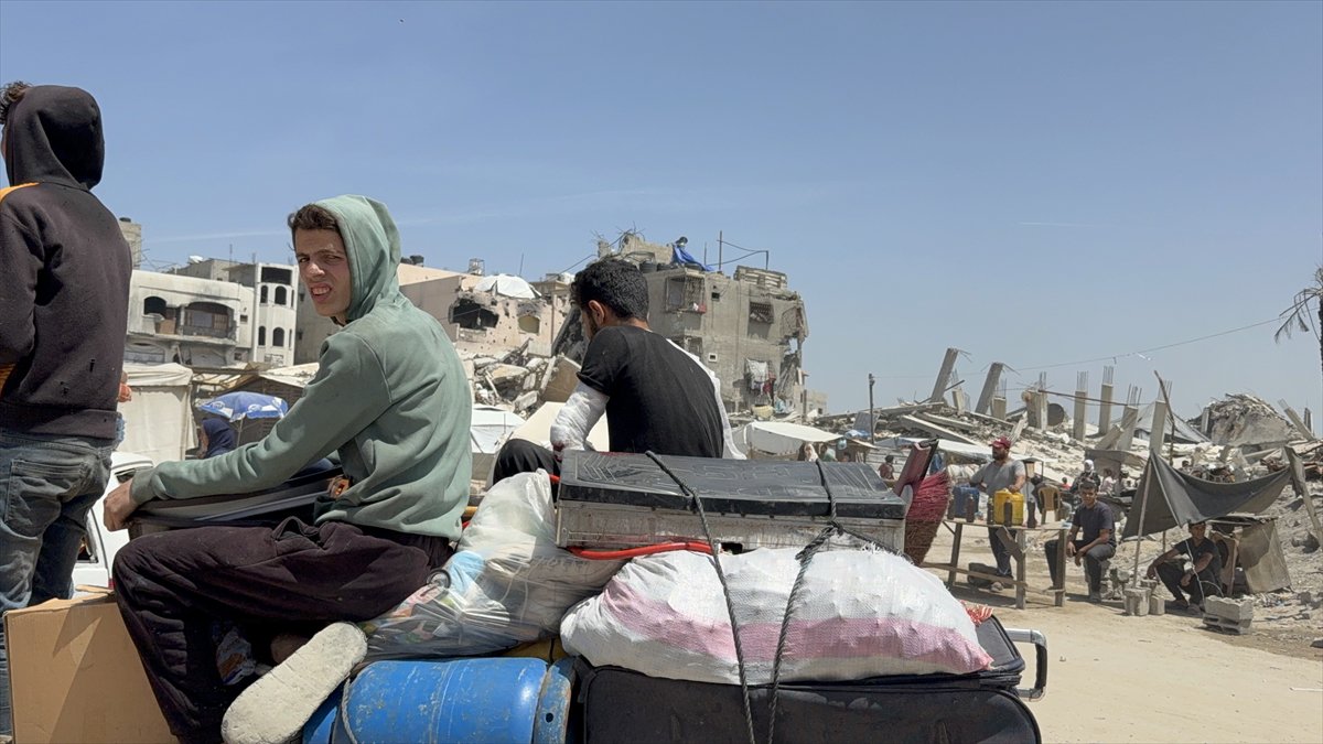 Gazze'de halk güvenli bölgelere göç etmeye başladı