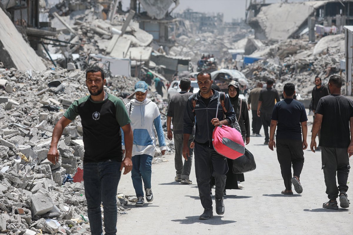 Gazze'de halk güvenli bölgelere göç etmeye başladı