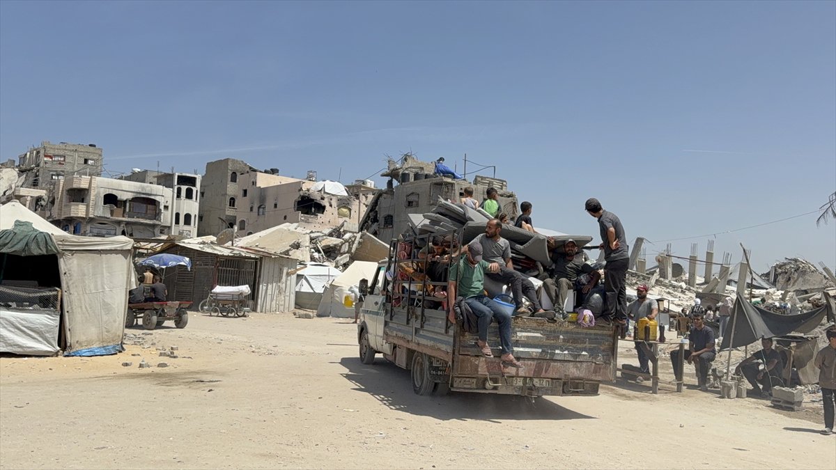 Gazze'de halk güvenli bölgelere göç etmeye başladı