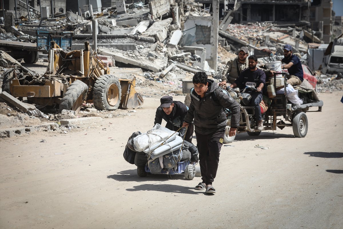 Gazze'de halk güvenli bölgelere göç etmeye başladı