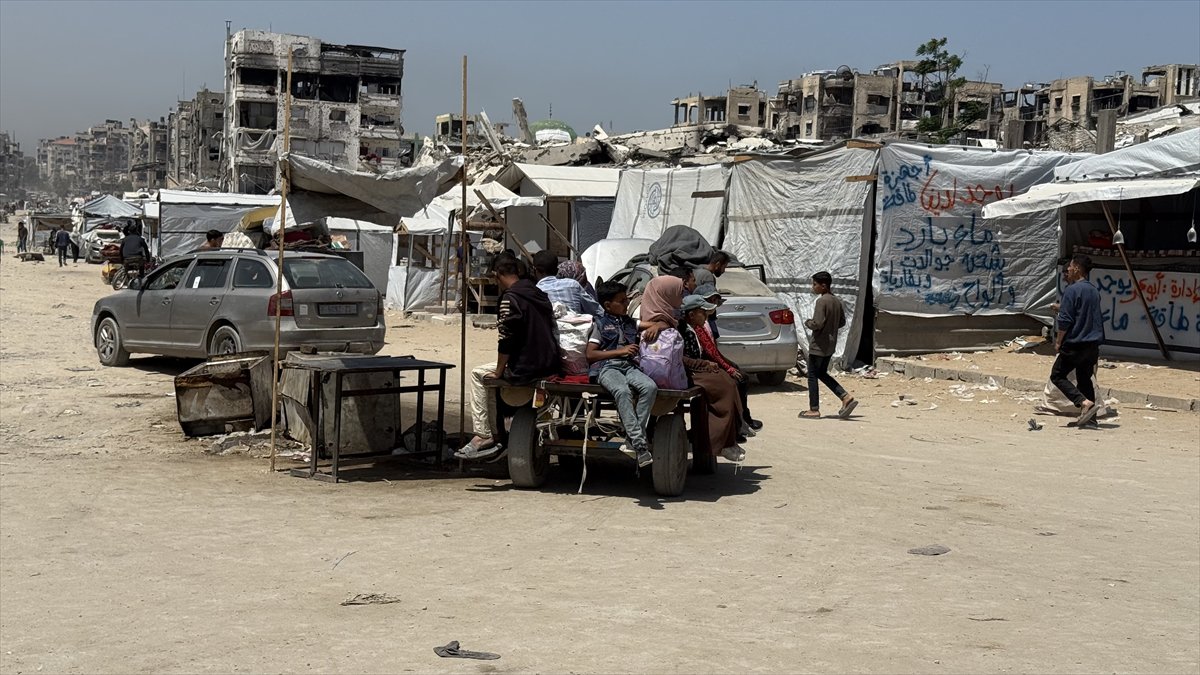 Gazze'de halk güvenli bölgelere göç etmeye başladı