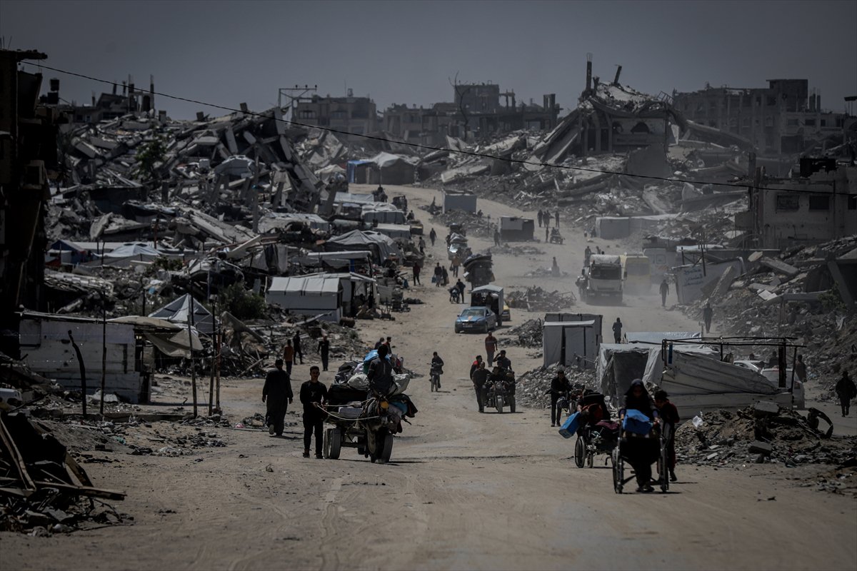 Gazze'de halk güvenli bölgelere göç etmeye başladı