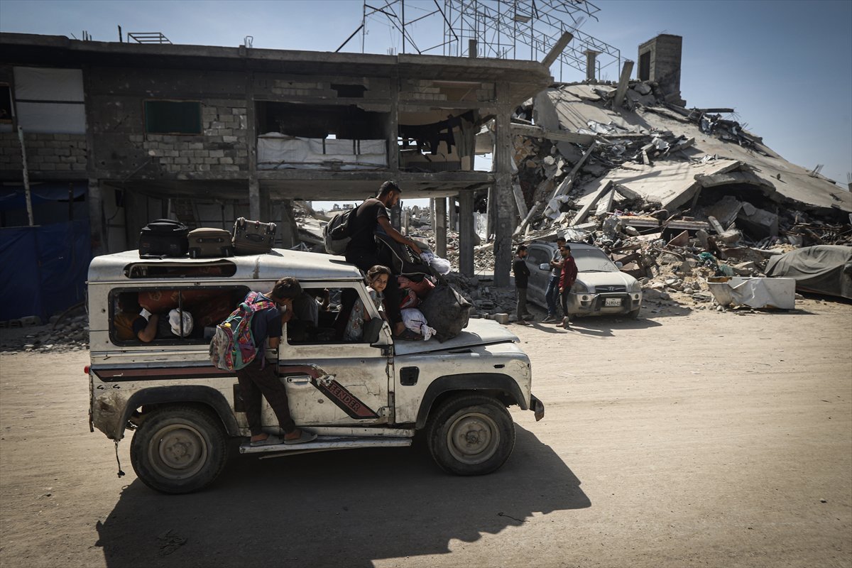Gazze'de halk güvenli bölgelere göç etmeye başladı