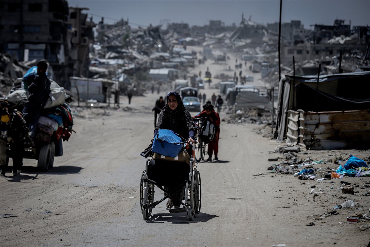 Gazze'de halk güvenli bölgelere göç etmeye başladı