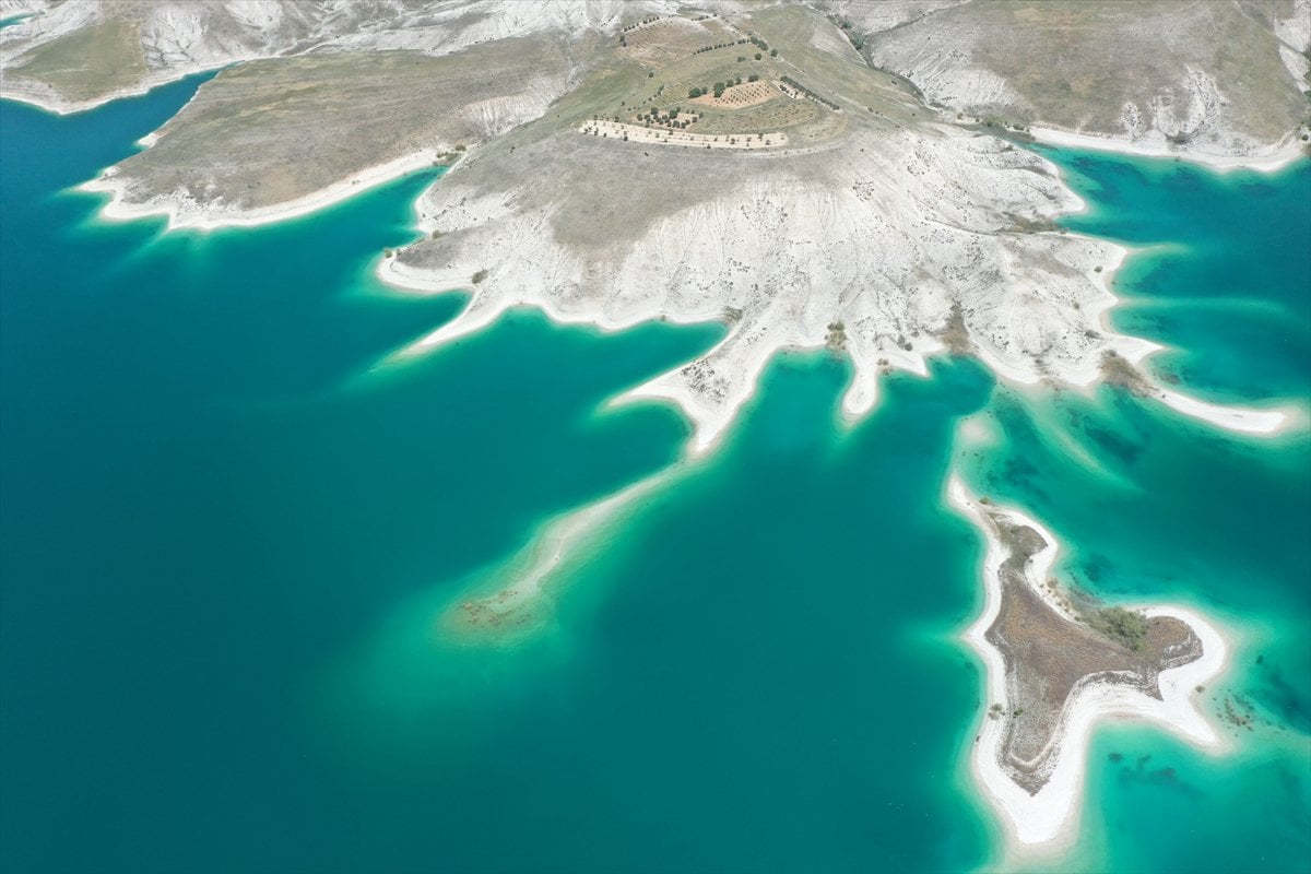 Adıyaman'ın martılara özel adası