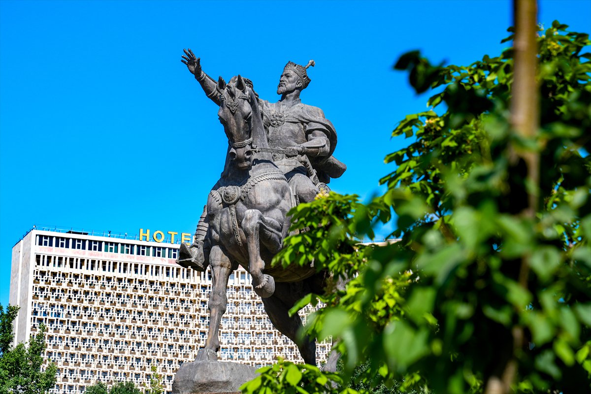 Özbekistan'nın tarihi kenti Taşkent'te günlük yaşam