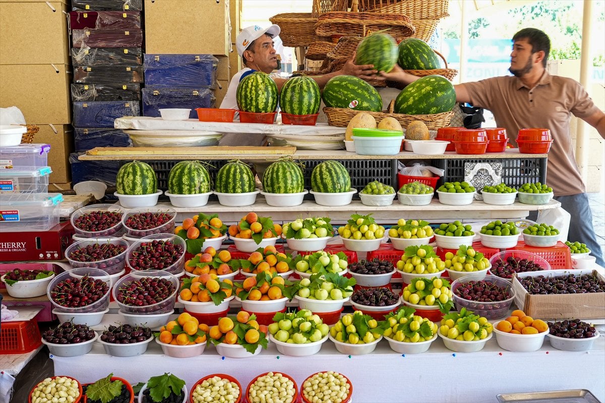 Özbekistan'nın tarihi kenti Taşkent'te günlük yaşam