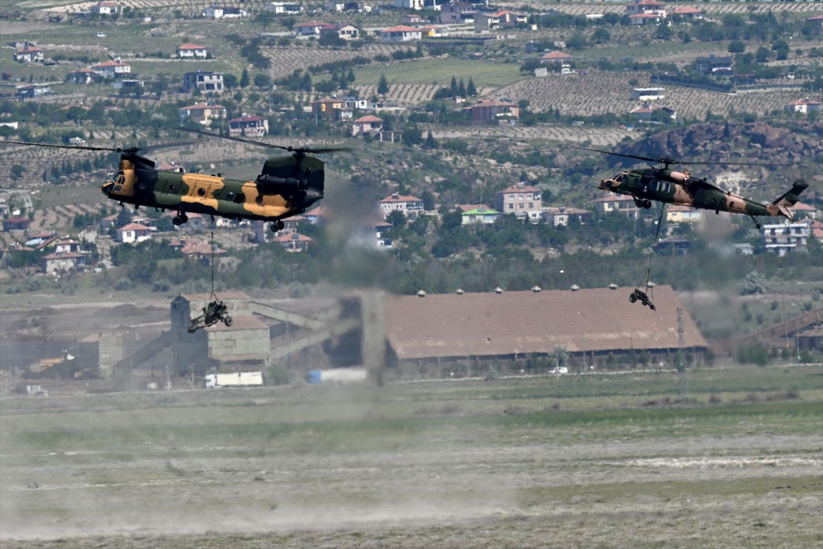 Mehmetçik 'Erciyes-2025' Tatbikatı'nda hünerlerini sergiledi