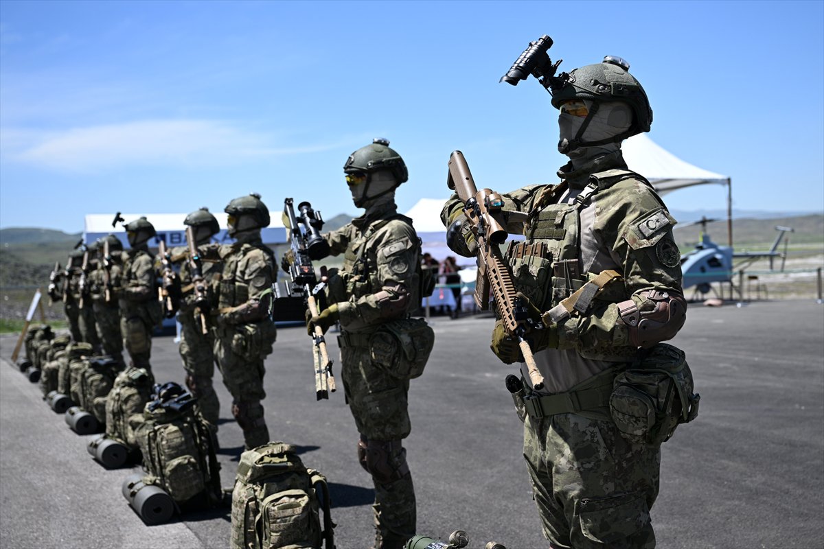 Mehmetçik 'Erciyes-2025' Tatbikatı'nda hünerlerini sergiledi