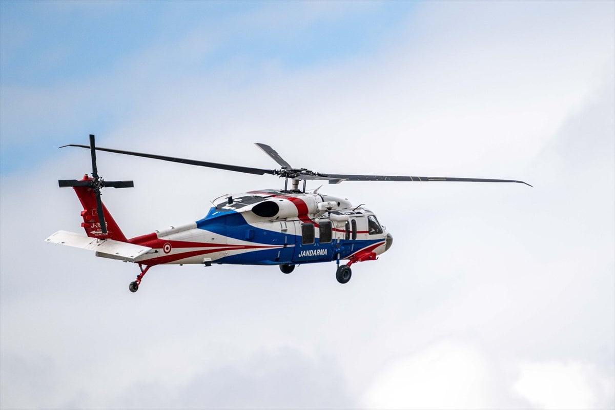 JÖAK keskin nişancılarının gökyüzünden suya nefes kesen görevi