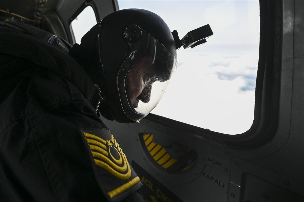 JÖAK keskin nişancılarının gökyüzünden suya nefes kesen görevi