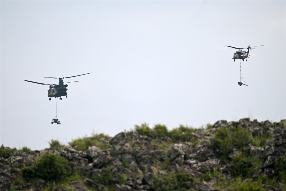 TSK’dan Erciyes semalarında güç gösterisi