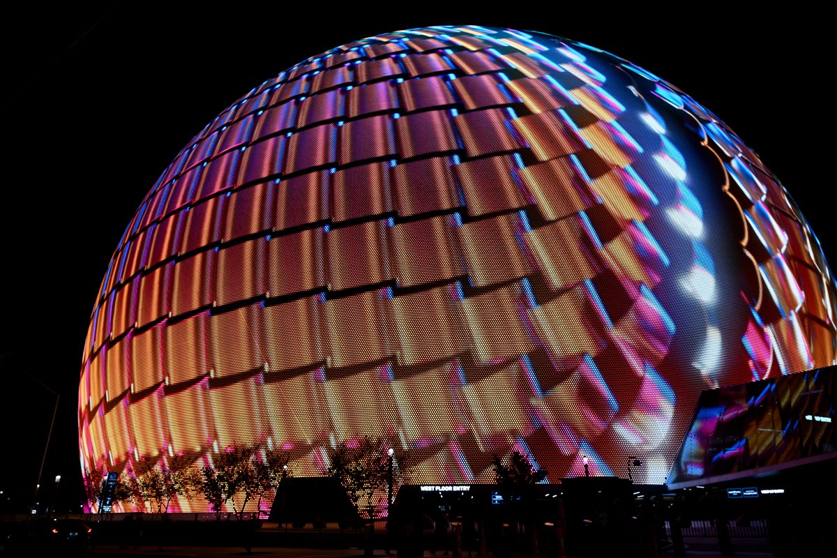Las Vegas'taki dünyanın en büyük LED küresi MSG Sphere