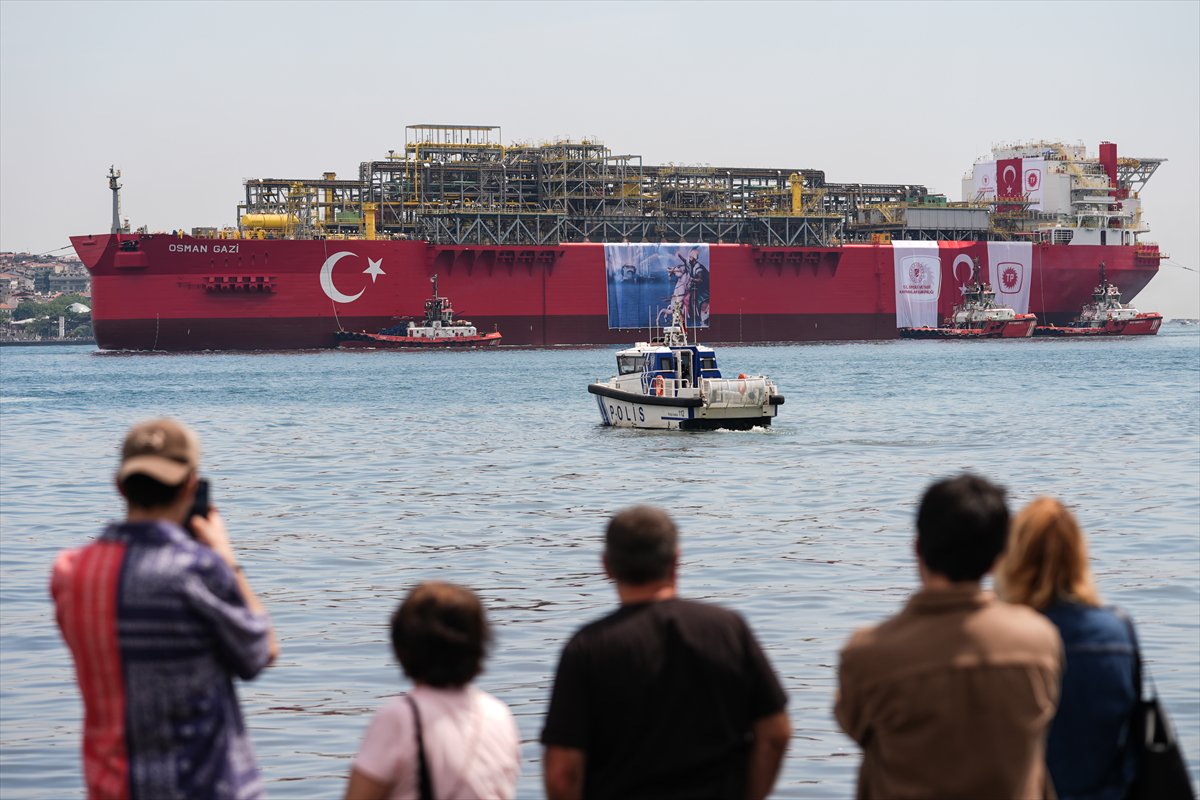 Türkiye'nin enerji bağımsızlığına dev adım: Osman Gazi yüzer platformu