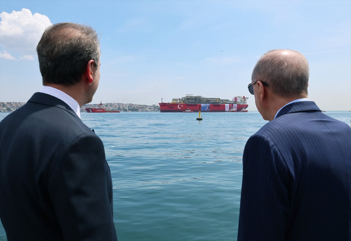 Türkiye'nin enerji bağımsızlığına dev adım: Osman Gazi yüzer platformu