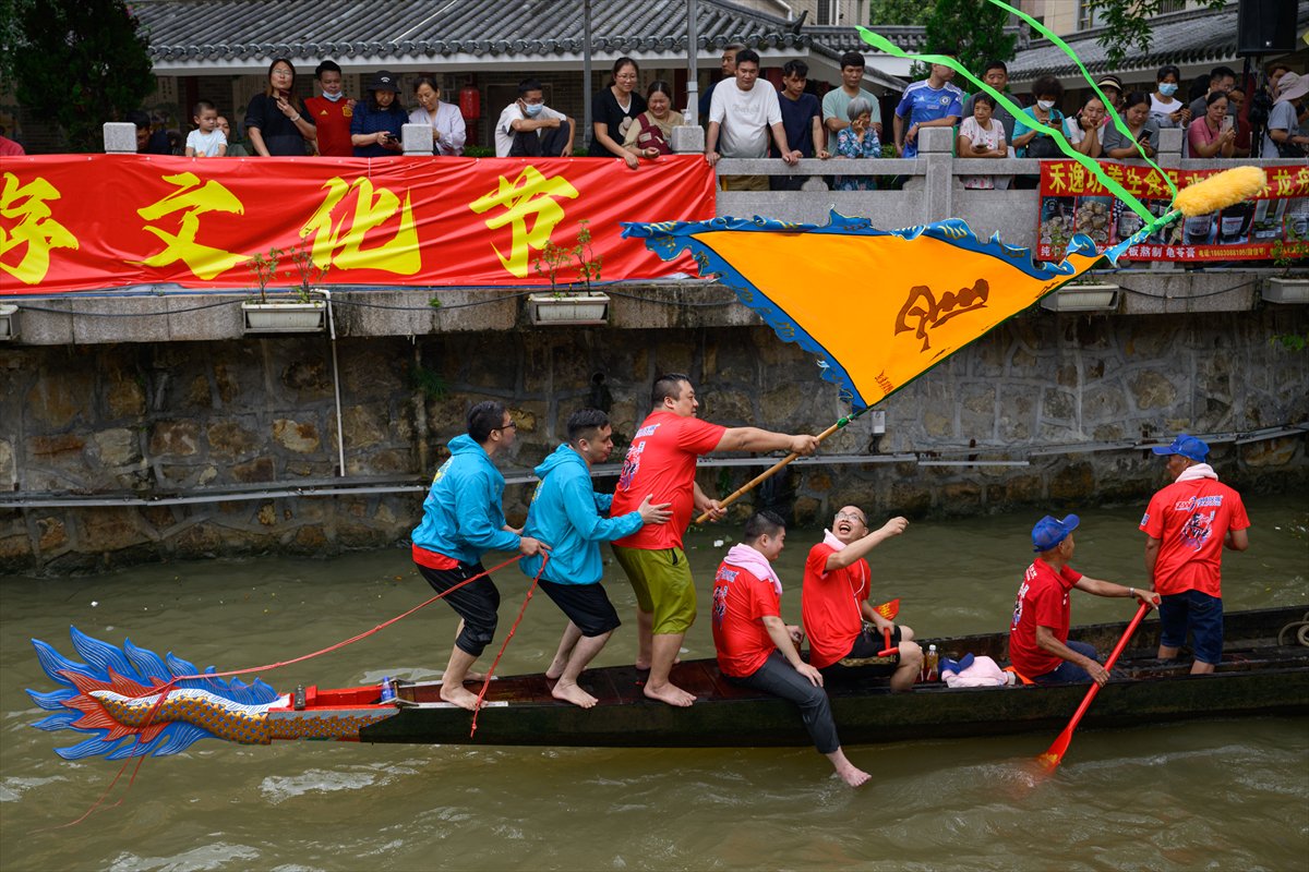 Çin’in nehirlerinden yükselen efsane: Ejderha Kayığı Festivali