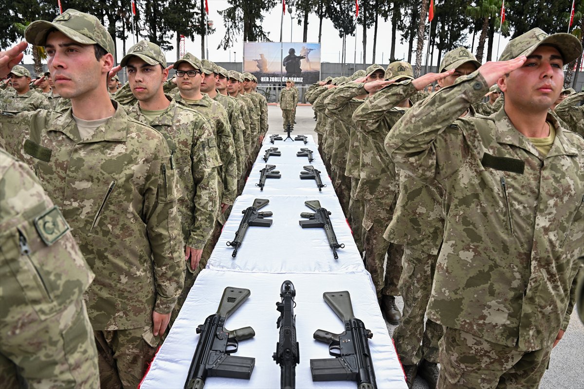 Bedelli askerlikte yoğun eğitim süreci yemin töreniyle taçlandı