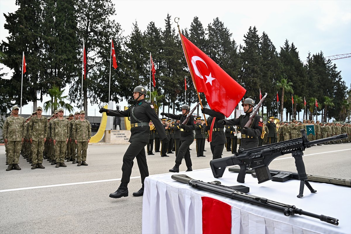 Bedelli askerlikte yoğun eğitim süreci yemin töreniyle taçlandı