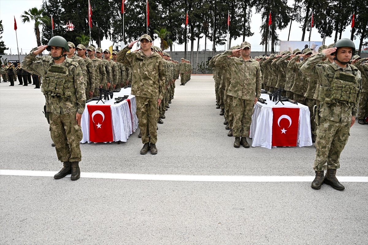 Bedelli askerlikte yoğun eğitim süreci yemin töreniyle taçlandı