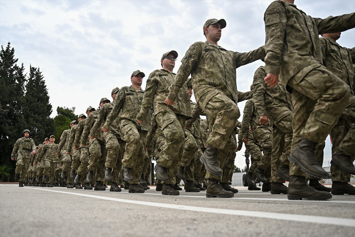 Bedelli askerlikte yoğun eğitim süreci yemin töreniyle taçlandı