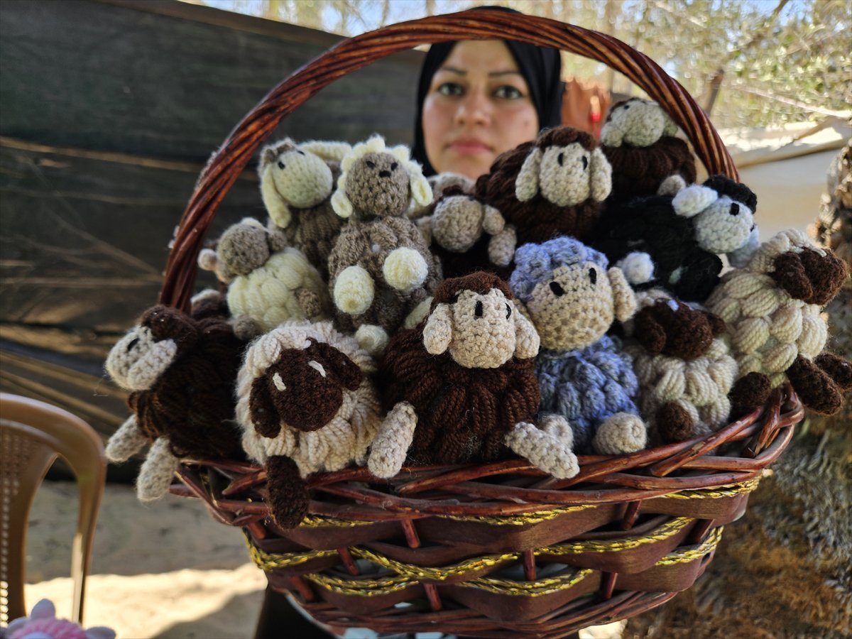 Gazze’de savaşın içinde bayram sevinci