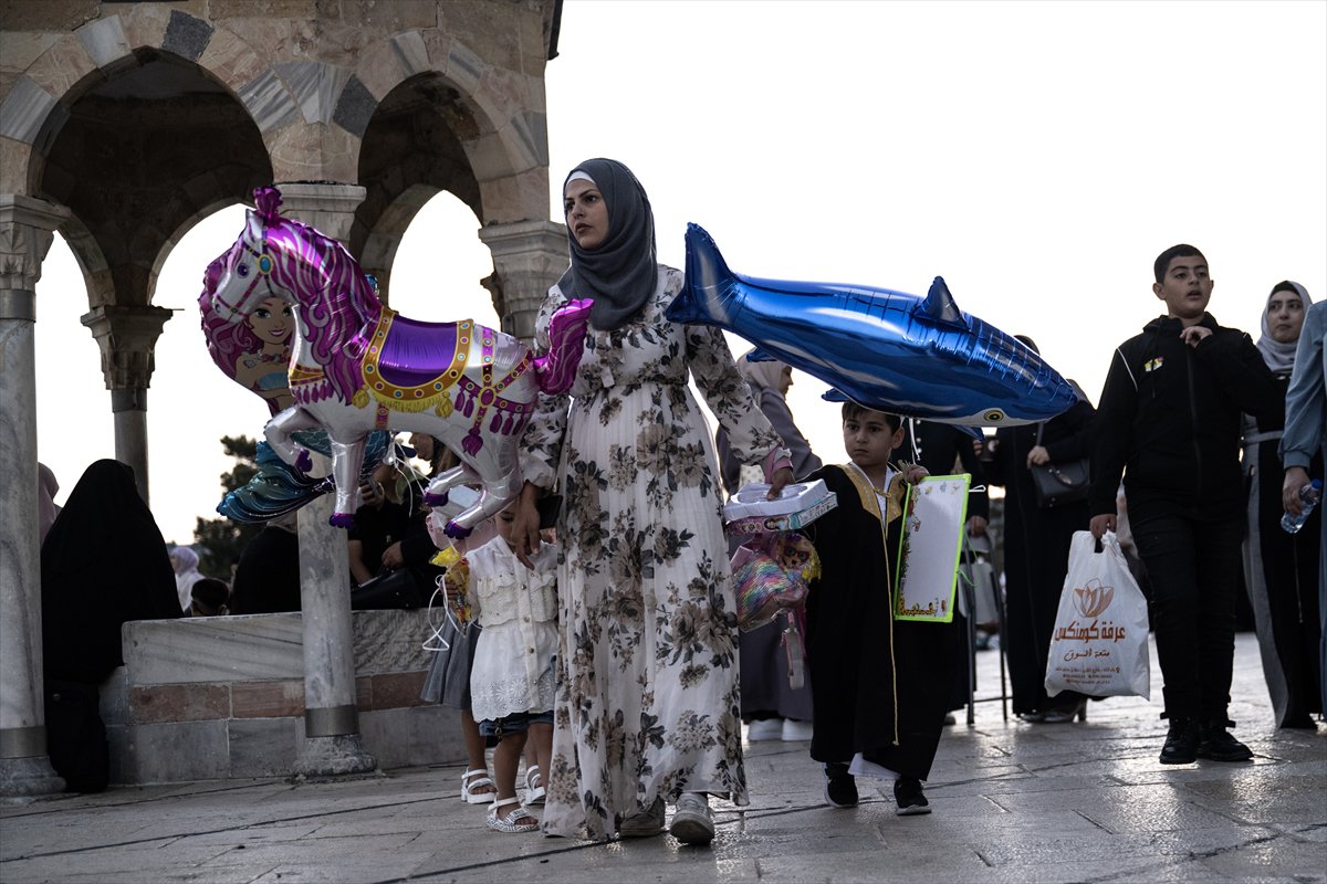 Mescid-i Aksa'da bayram namazı