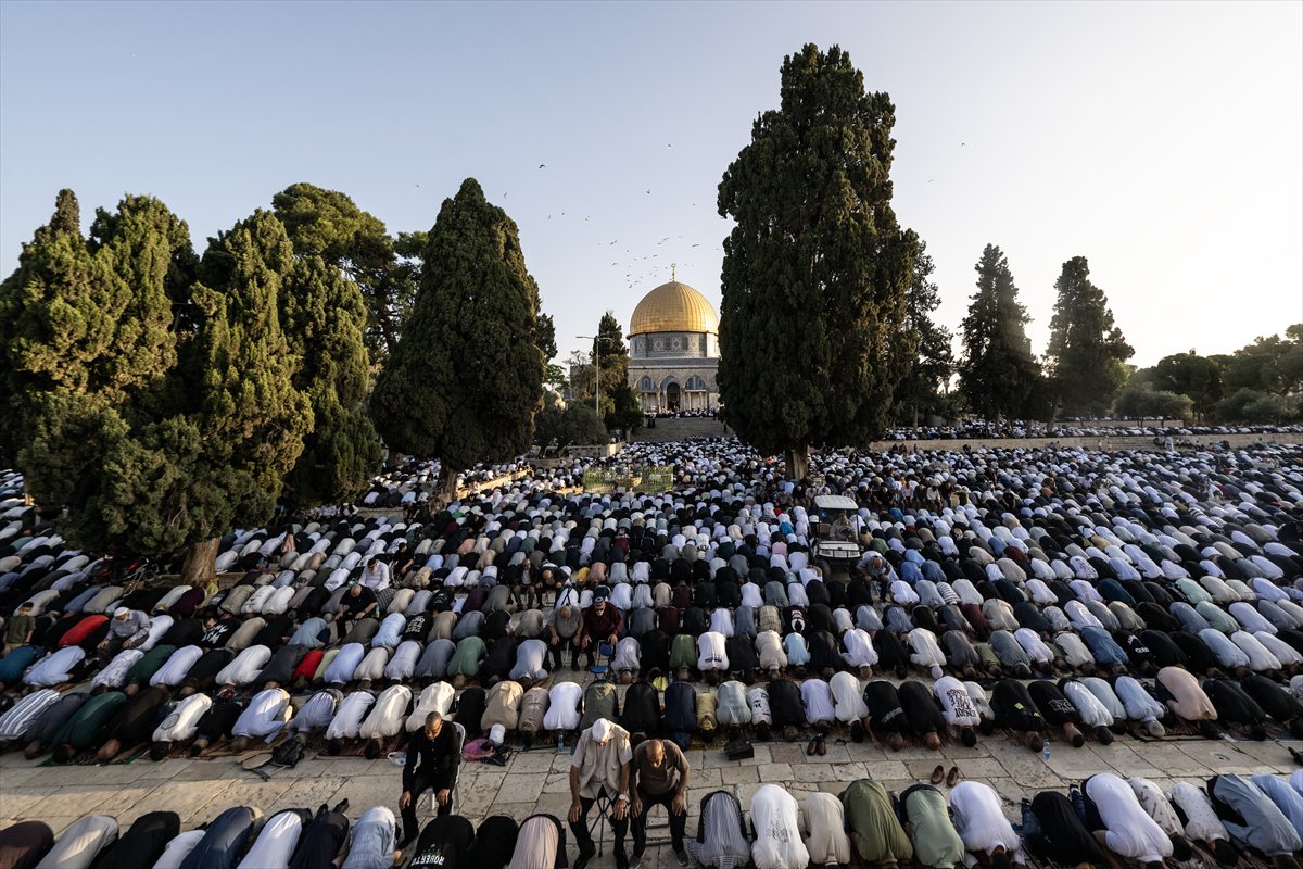 Mescid-i Aksa'da bayram namazı