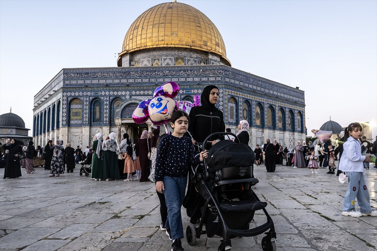 Mescid-i Aksa'da bayram namazı