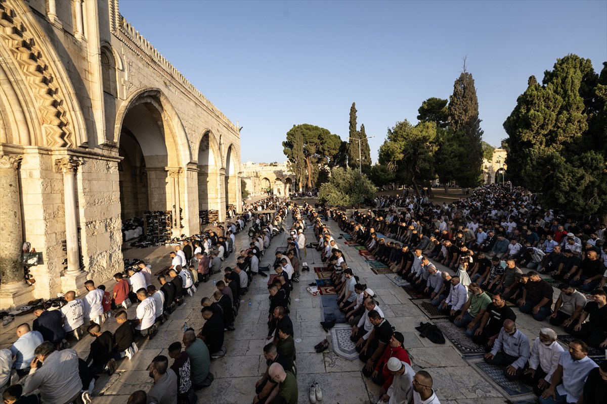 Mescid-i Aksa'da bayram namazı