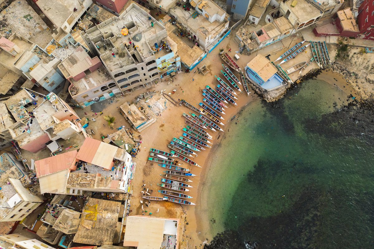 Dakar'ın renkli ve isyankar sokakları