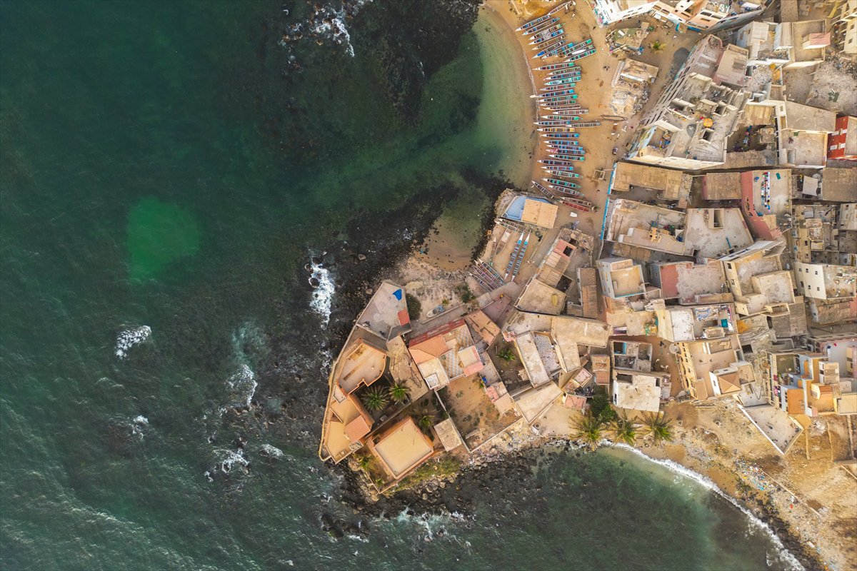 Dakar'ın renkli ve isyankar sokakları