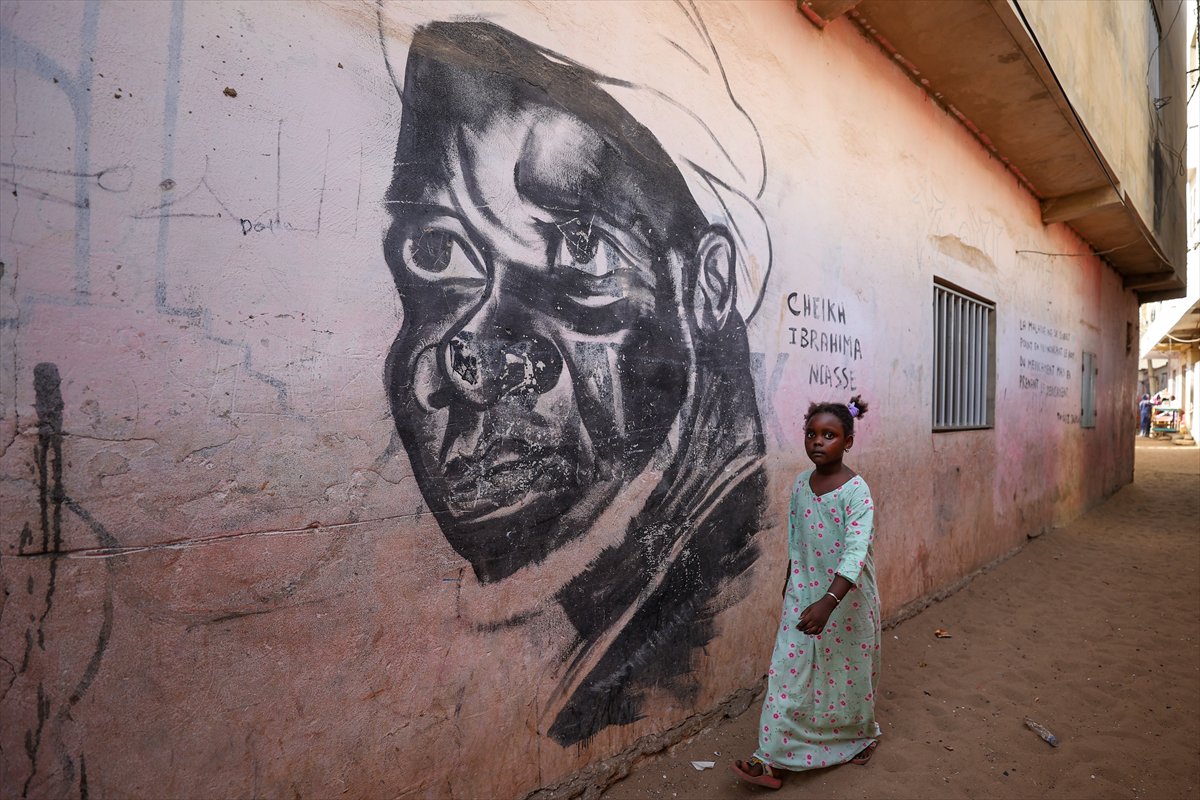 Dakar'ın renkli ve isyankar sokakları