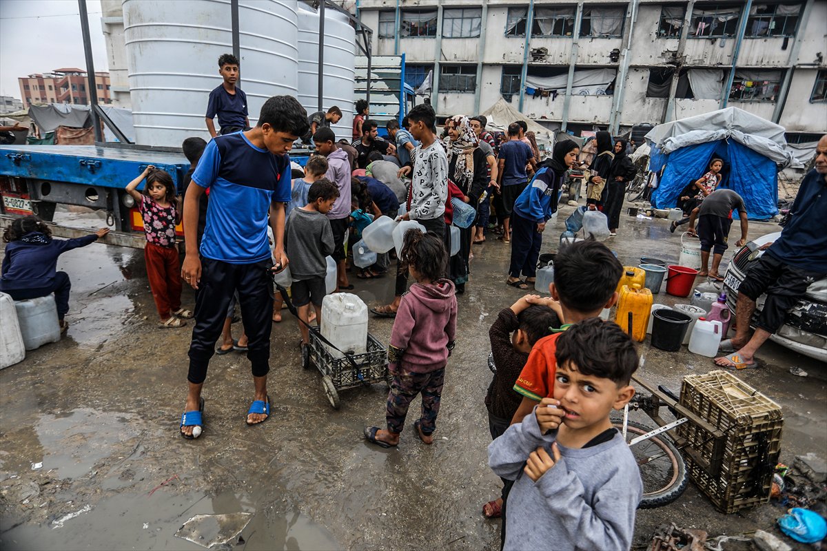 Han Yunus'ta temiz su savaşı
