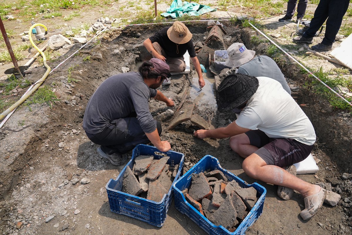 İznik’te 1700 Yıllık su altı bazilikası tarihe ışık tutuyor