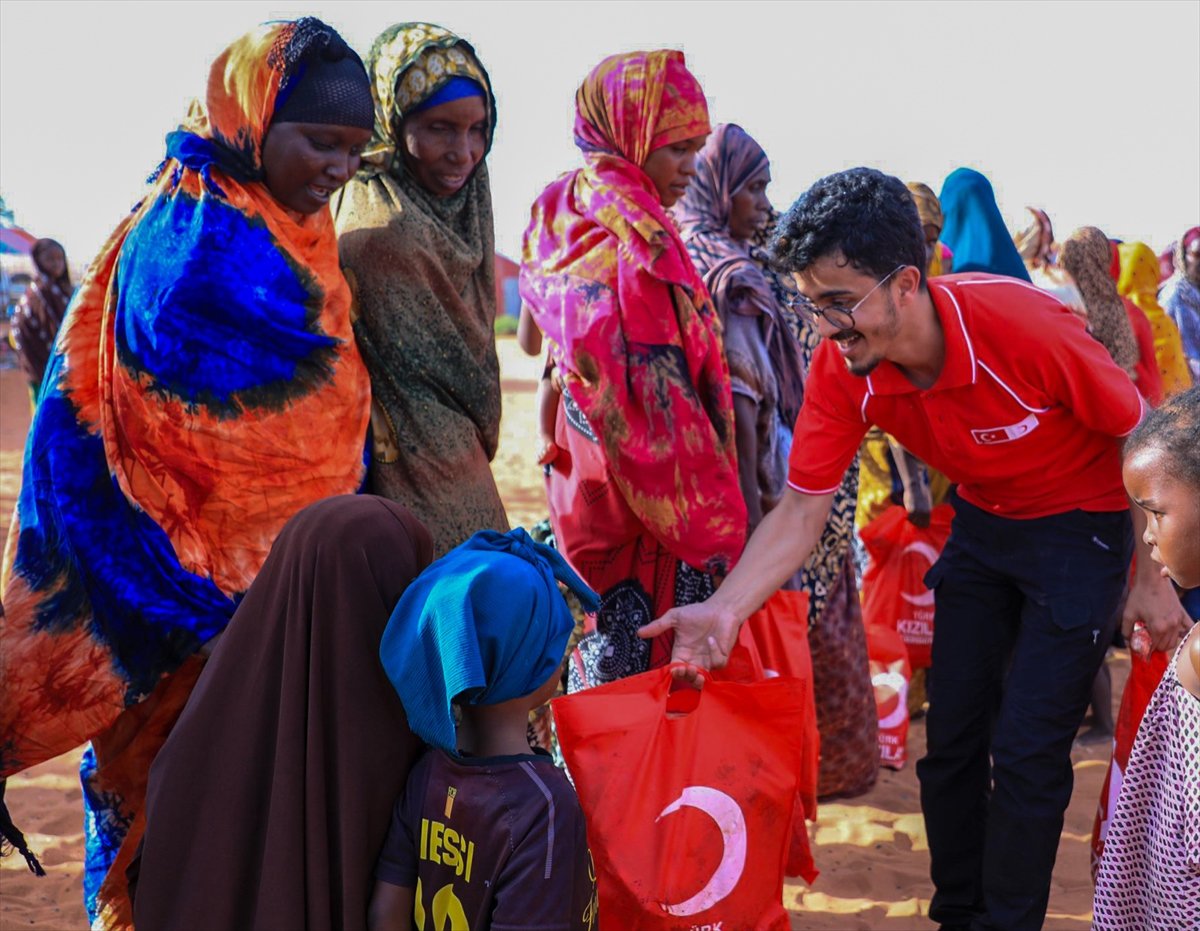 Kızılay bu yıl da kurban yardımlarını ihtiyaç sahiplerine ulaştırdı