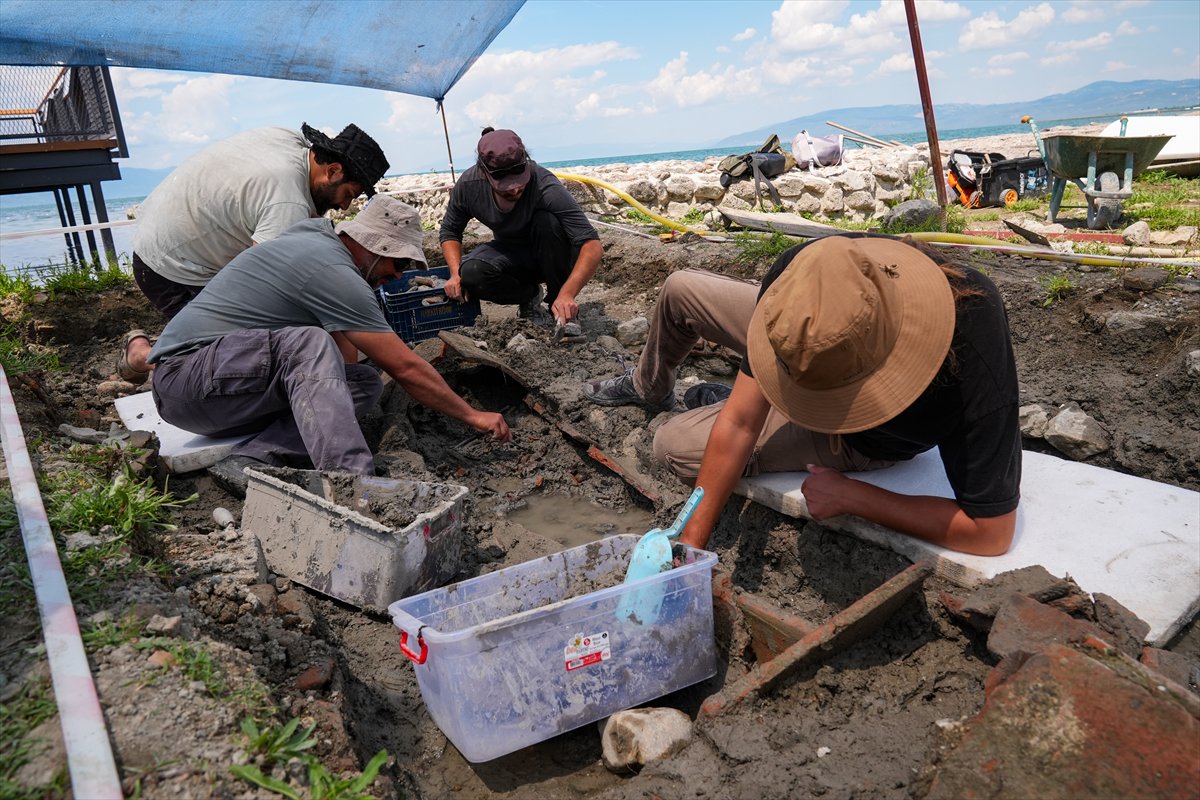 İznik’te 1700 Yıllık su altı bazilikası tarihe ışık tutuyor