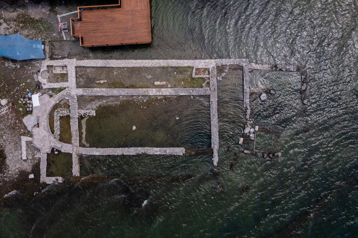 İznik’te 1700 Yıllık su altı bazilikası tarihe ışık tutuyor