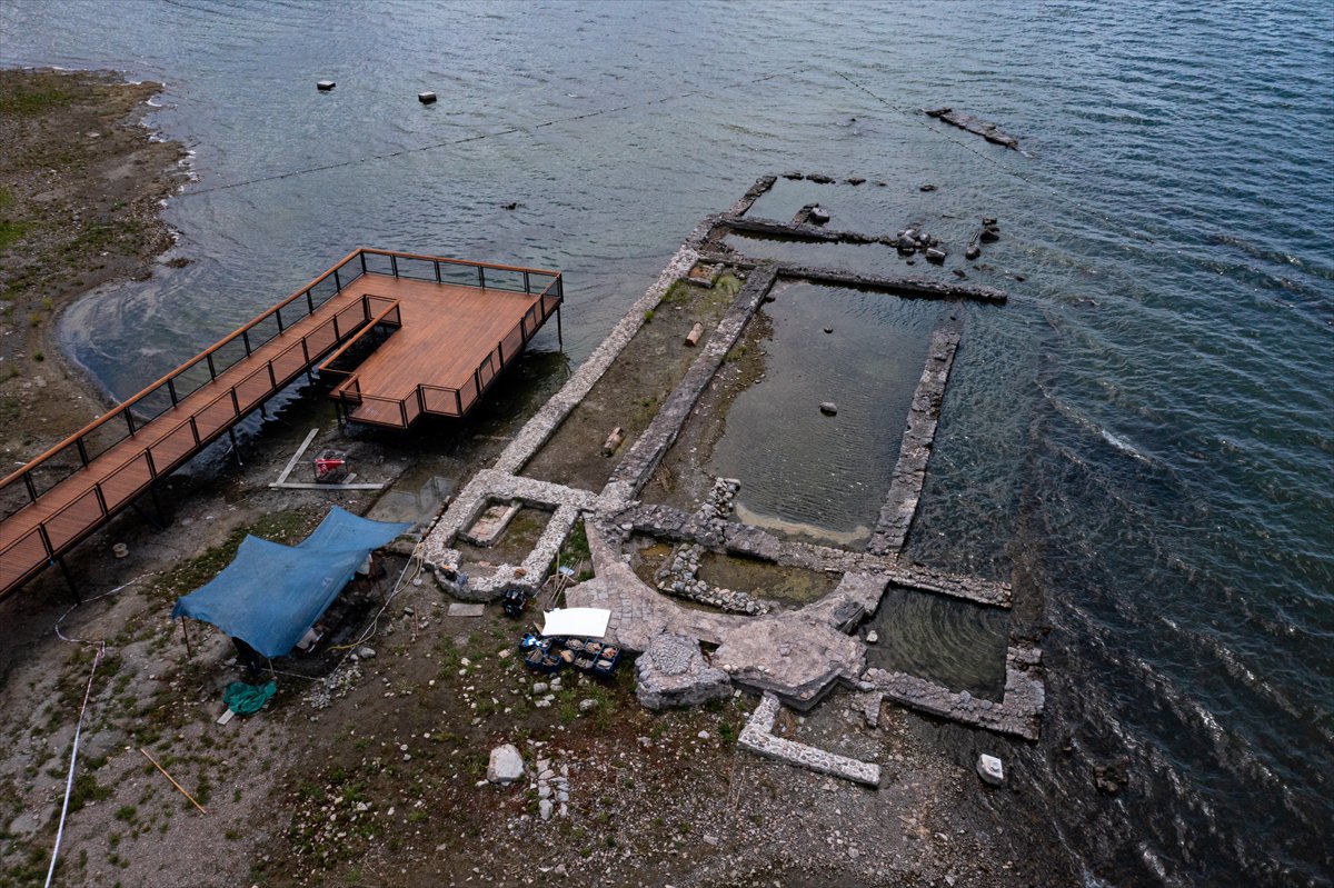 İznik’te 1700 Yıllık su altı bazilikası tarihe ışık tutuyor