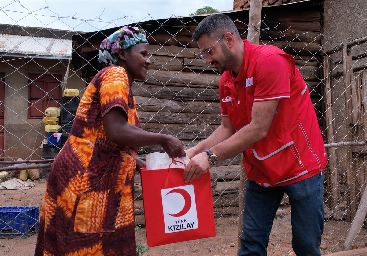 Kızılay bu yıl da kurban yardımlarını ihtiyaç sahiplerine ulaştırdı