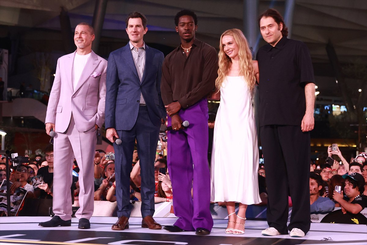 Meksika’da Brad Pitt rüzgarı: F1 The Movie’nin yıldızları buluştu