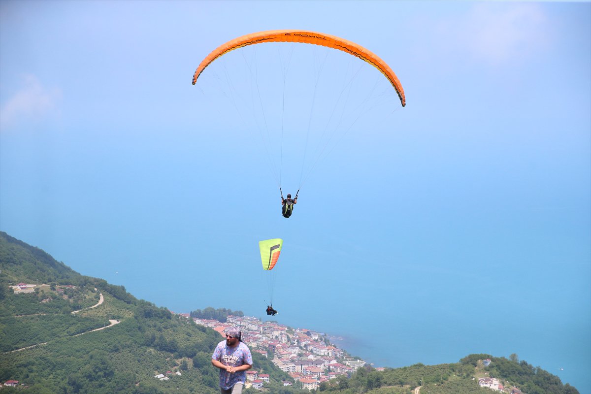 Ordu'da yamaç paraşütü heyecanı
