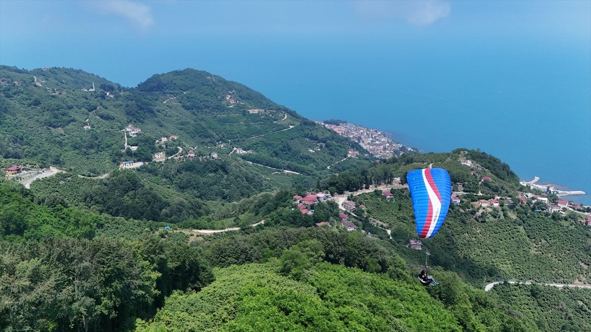Ordu'da yamaç paraşütü heyecanı
