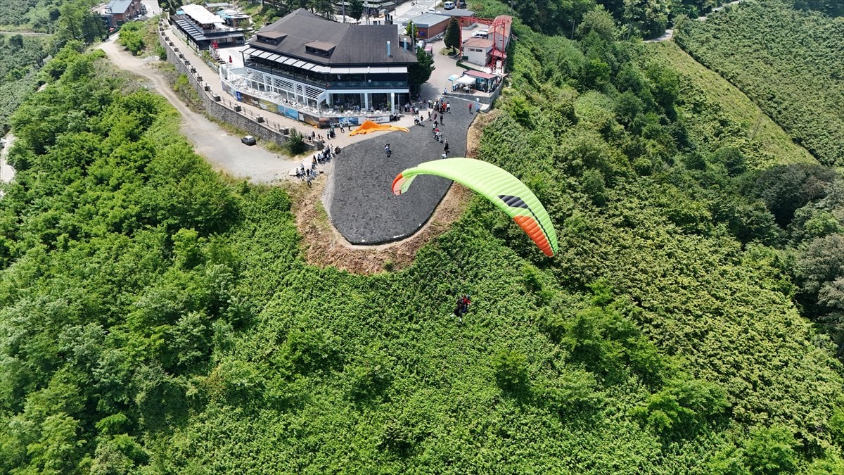 Ordu'da yamaç paraşütü heyecanı