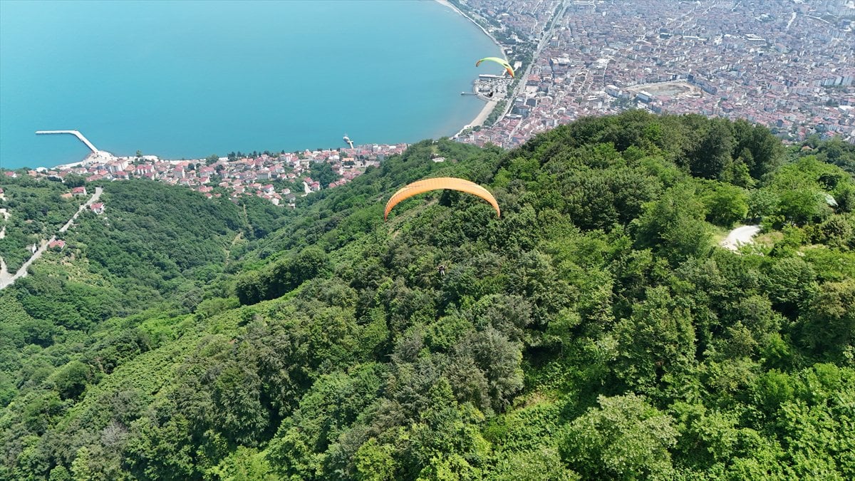 Ordu'da yamaç paraşütü heyecanı
